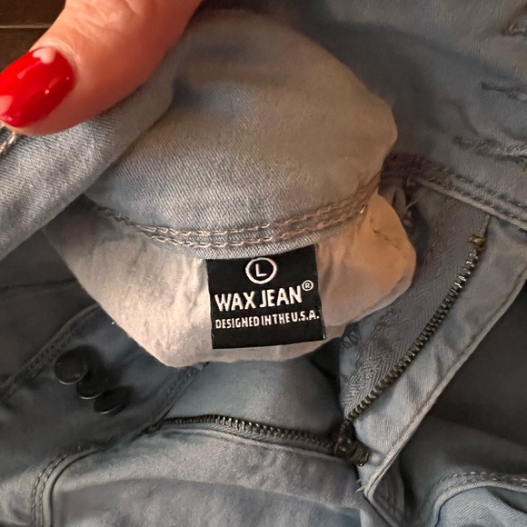 Booty Jean shorts. Super stretchy material like leggings! Size L - Picture 8 of 14